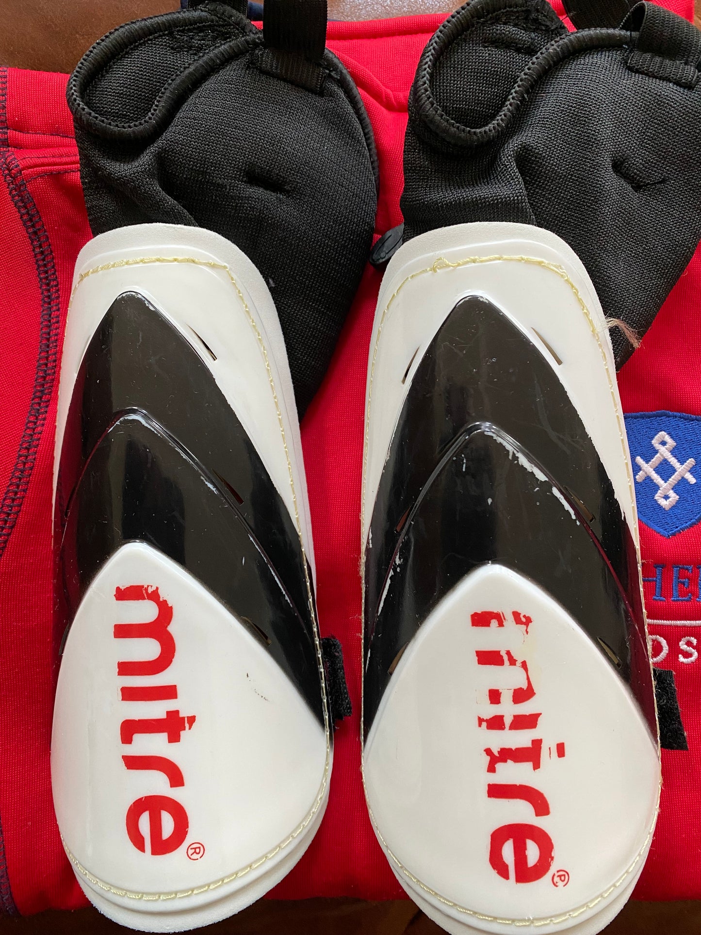 Pre-Loved Shin Pads
